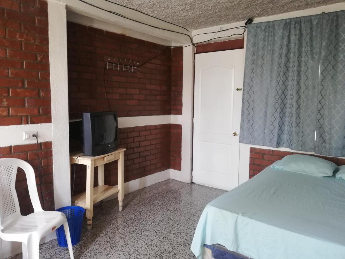 Hotel El Meson Guatemala מראה חיצוני תמונה