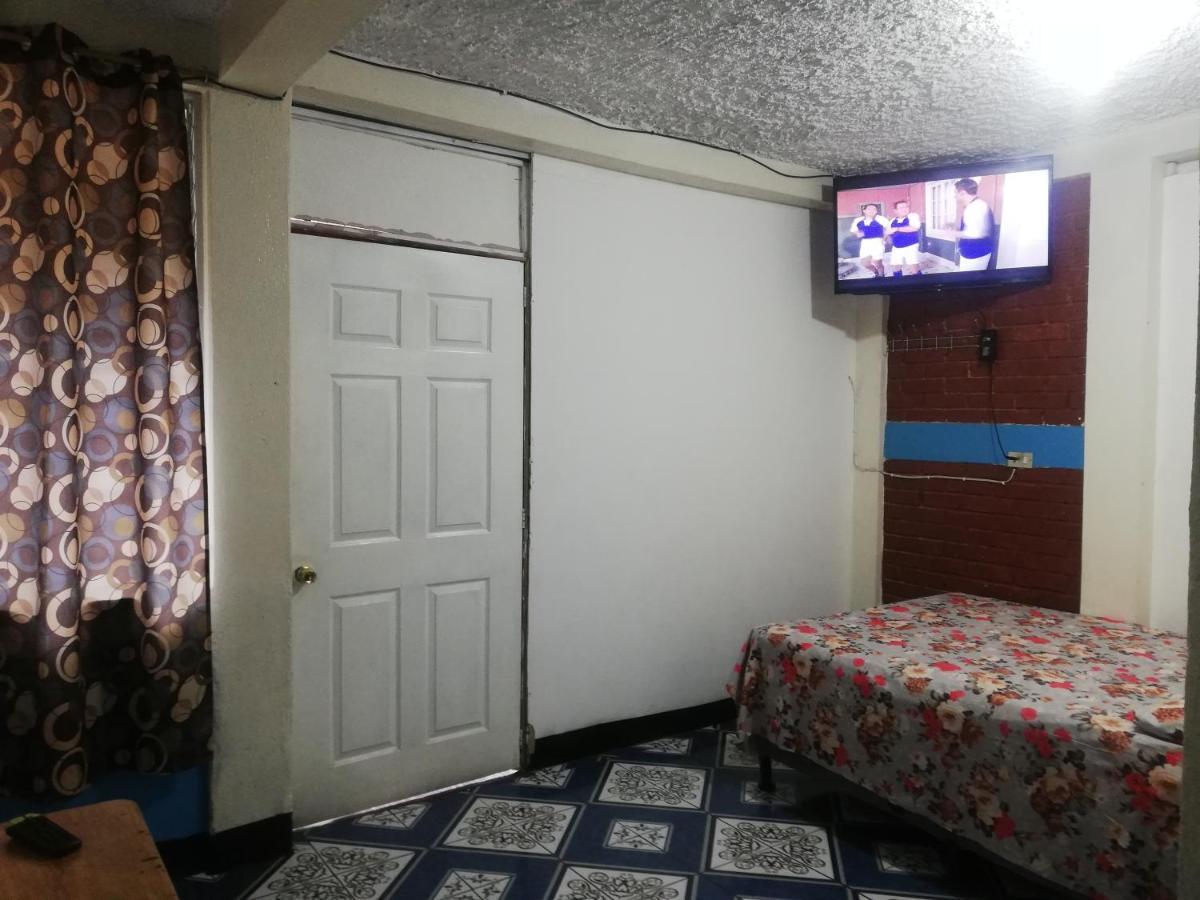 Hotel El Meson Guatemala מראה חיצוני תמונה