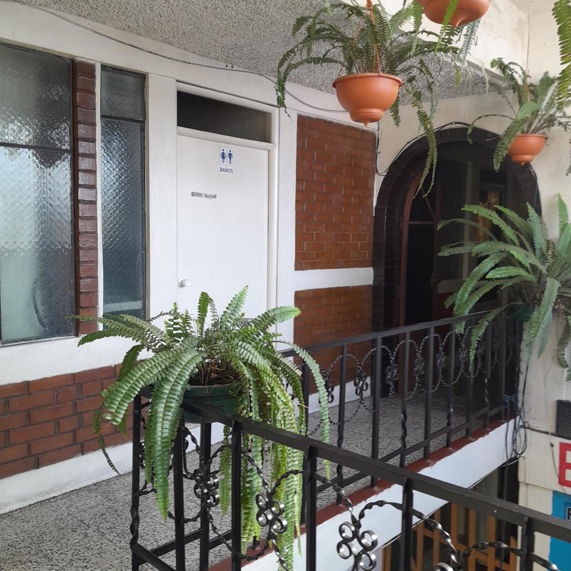 Hotel El Meson Guatemala מראה חיצוני תמונה