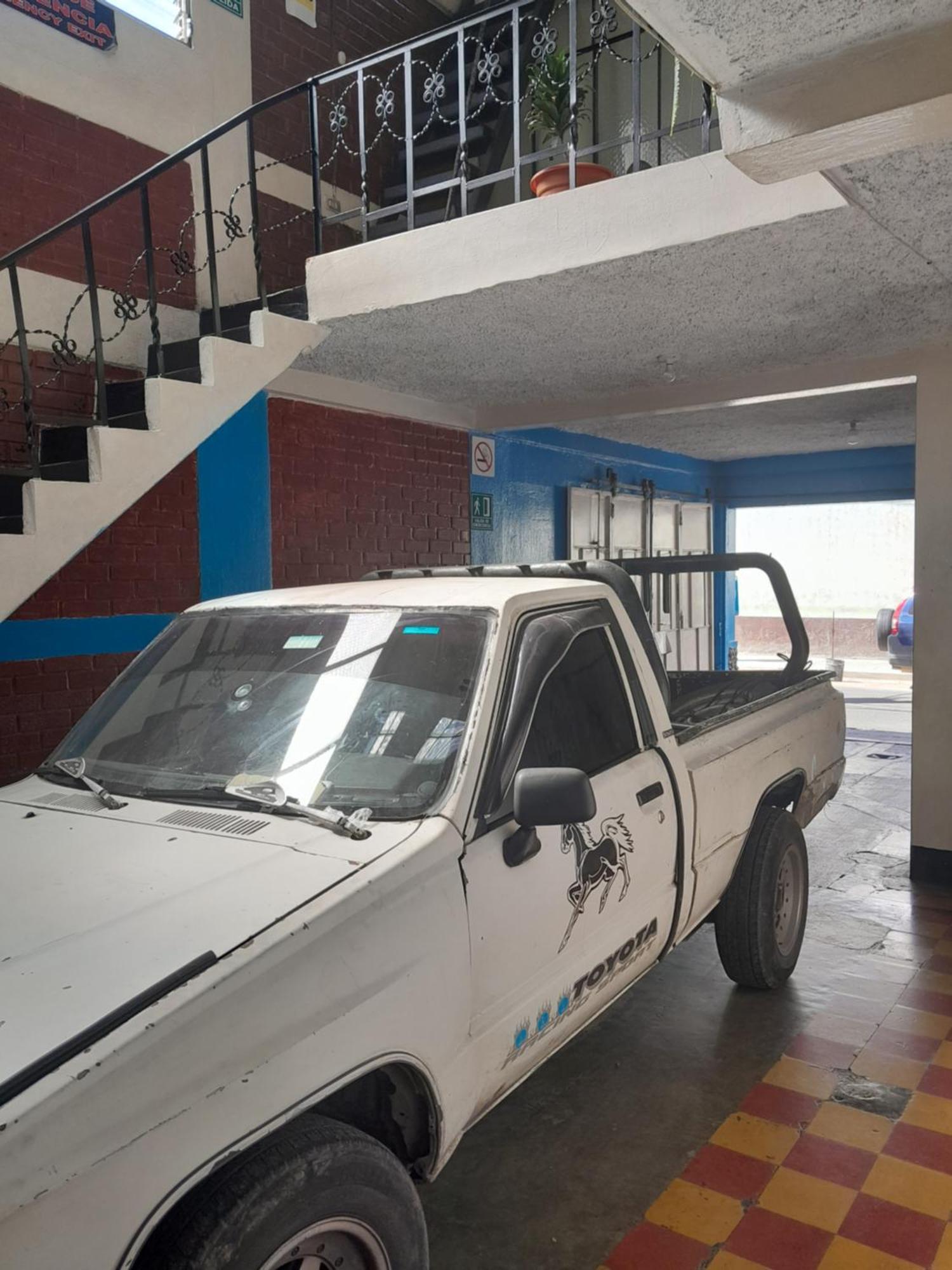 Hotel El Meson Guatemala מראה חיצוני תמונה